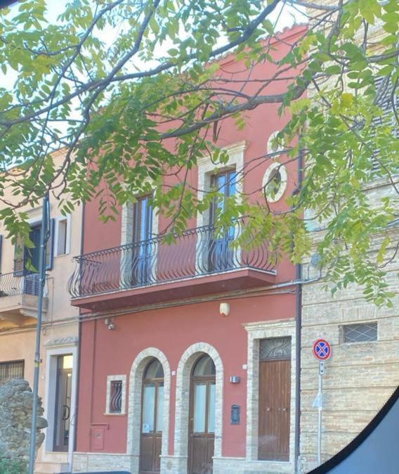 מלון ואסטו Residenza In Piazzetta מראה חיצוני תמונה
